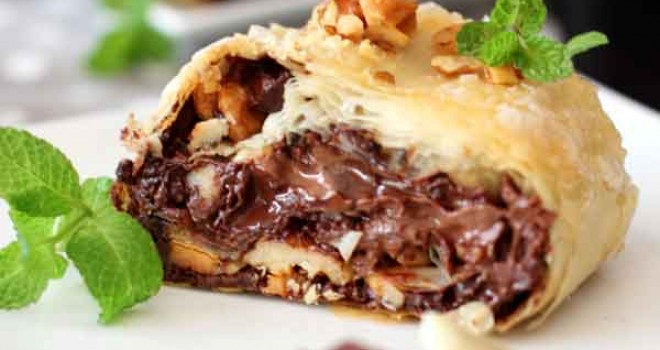 Strudel tres chocolates con nueces