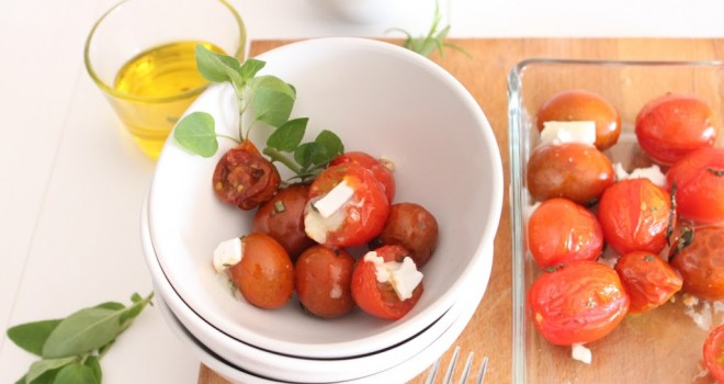 Tomates cherry asados con queso de cabra