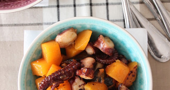 Calabaza con setas y pulpo salteado